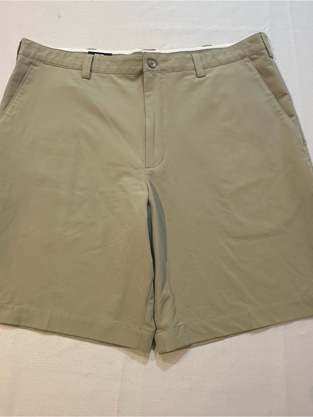 Cutter & Buck DryTec Khaki Golf Shorts Size 38